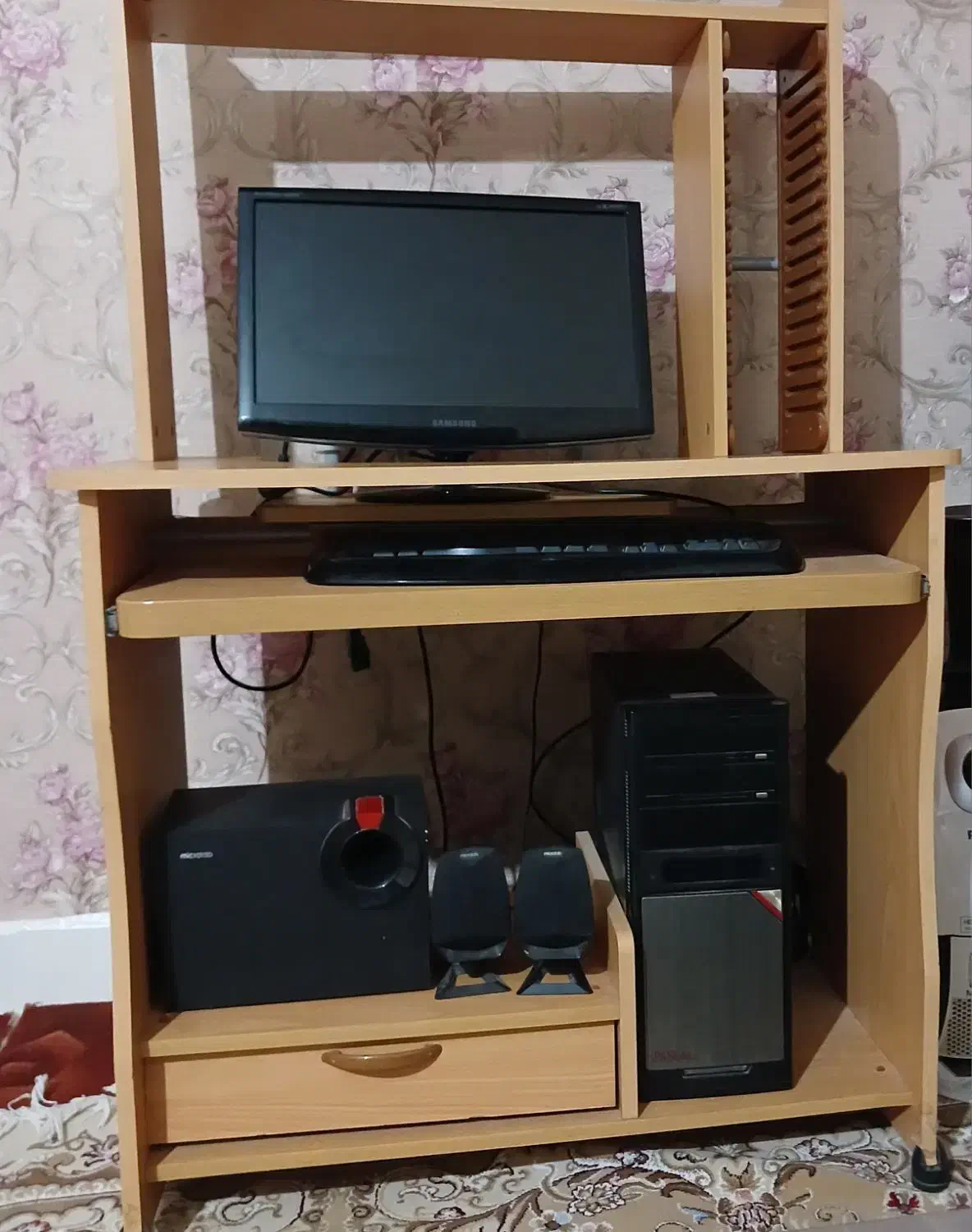 کامپیوتر|رایانه رومیزی|شوشتر, |دیوار