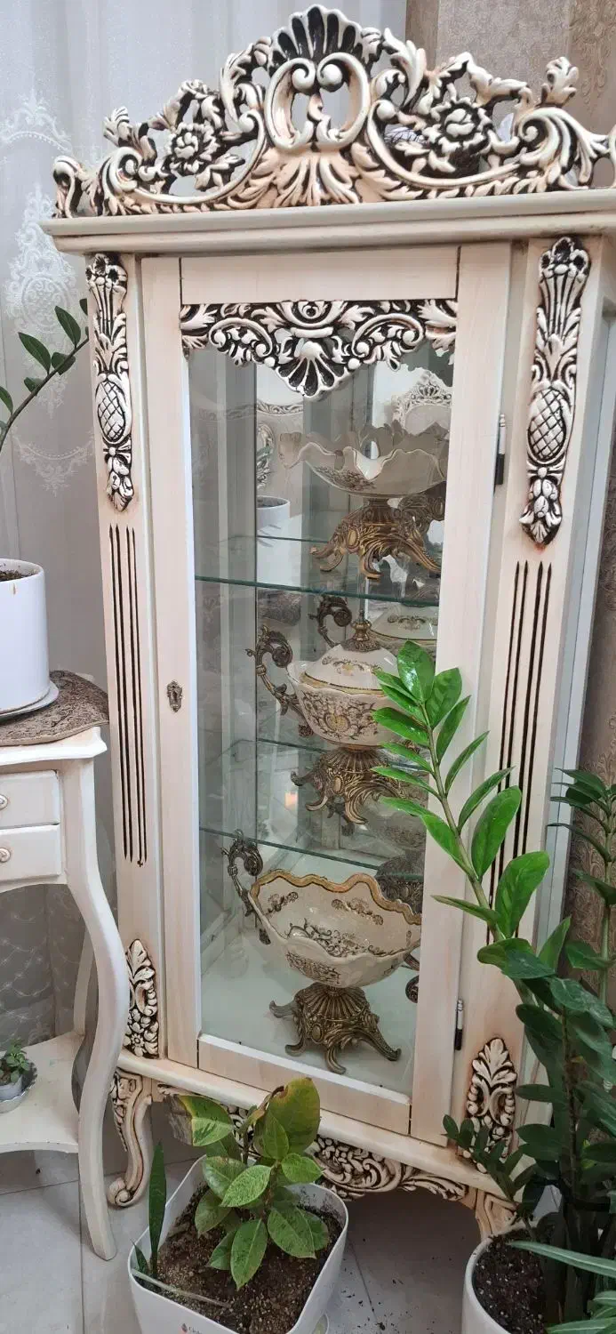 ویترین چوب تمیز|بوفه، ویترین، کنسول|برخوار, |دیوار