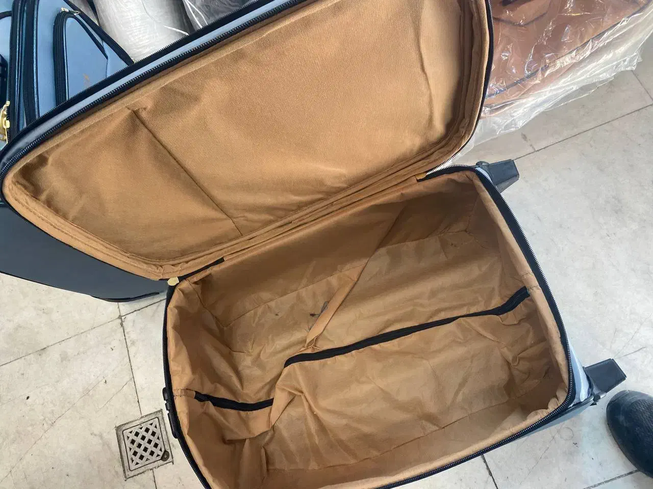 چمدان 3تیکه|کیف، کفش، کمربند|جوانرود, |دیوار