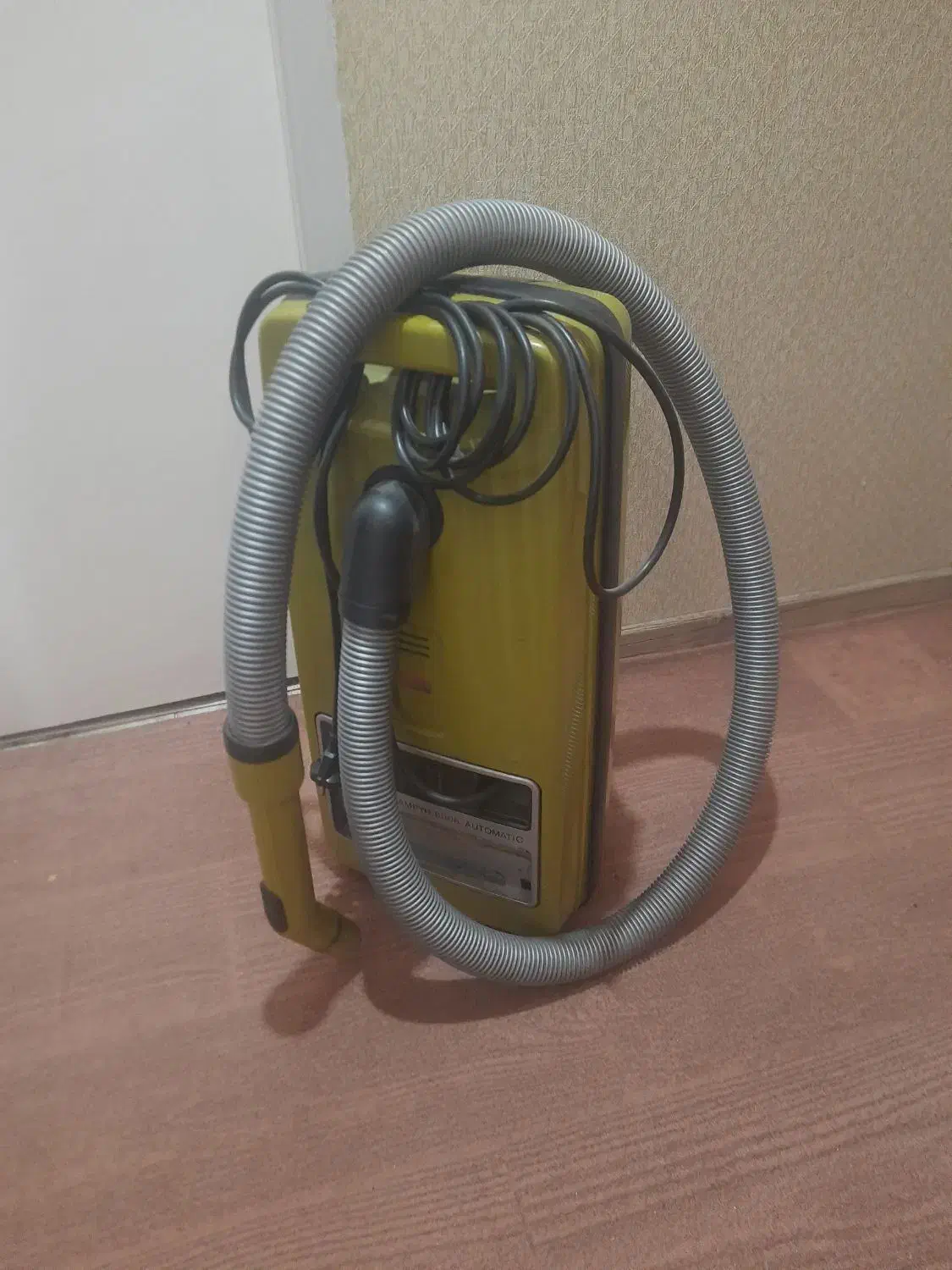 جارو برقی AEG|جاروبرقی، جارو شارژی، بخارشو|تبریز, |دیوار