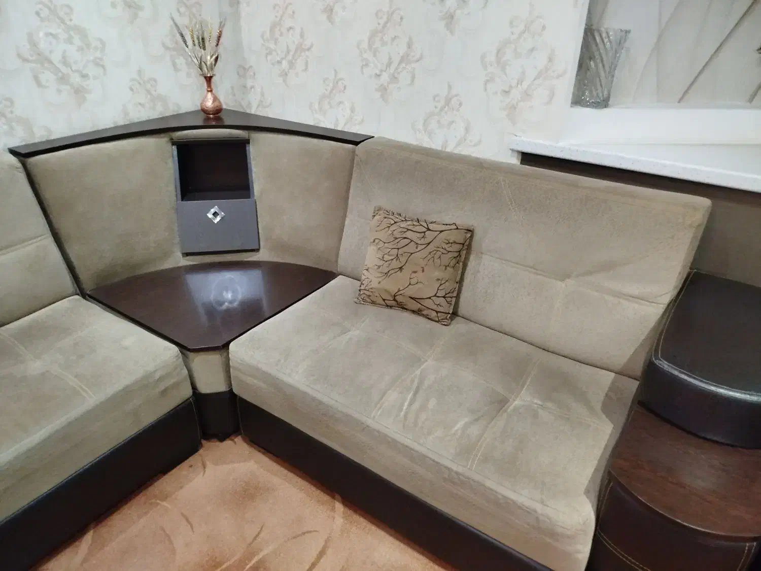 مبلمان راحتی L|مبلمان خانگی و میز عسلی|شهرکرد, |دیوار