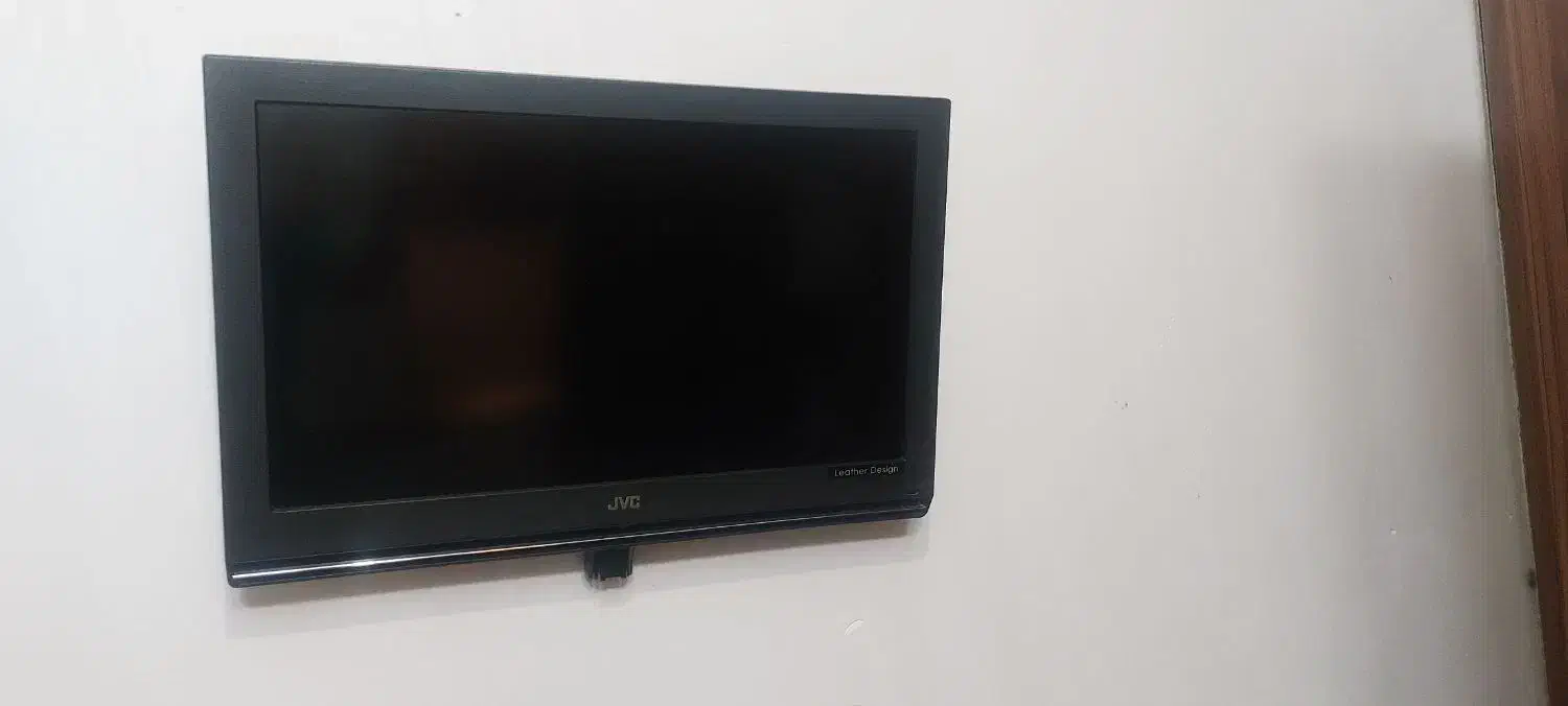 تلویزیون ۳۲ Jvc اصل ژاپن|تلویزیون و پروژکتور|هشتگرد, شهرک وحدت|دیوار