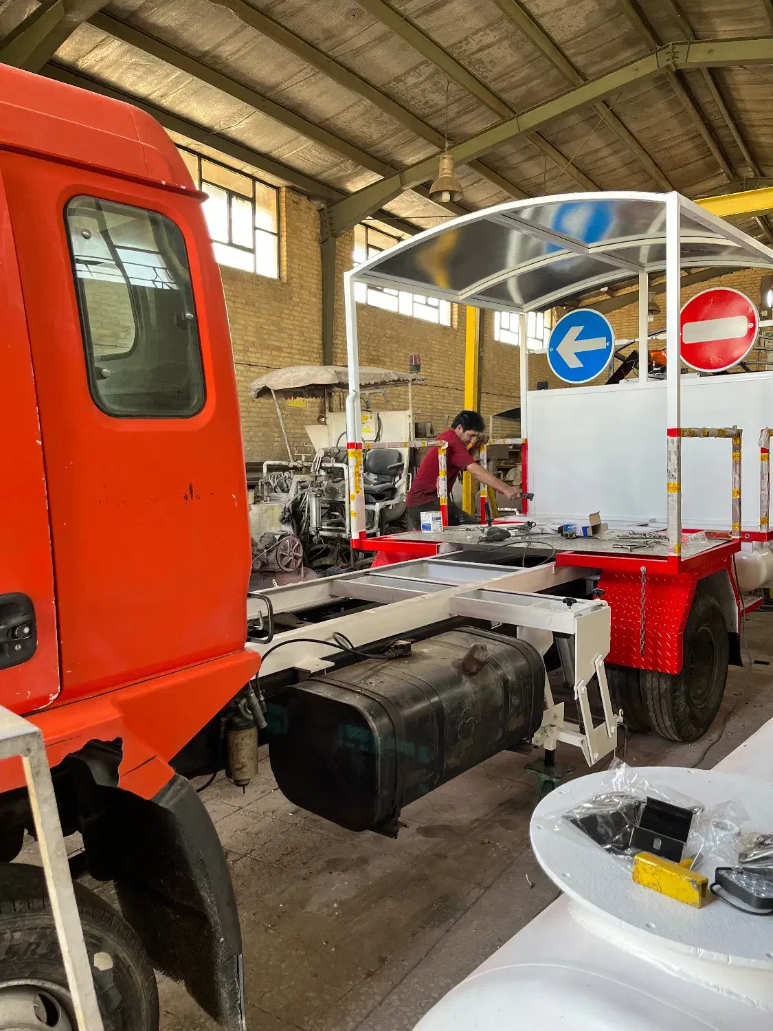 کارگر جوشکار|استخدام صنعتی، فنی، مهندسی|اسلام‌شهر, شهرک صنعتی چیچکلو|دیوار