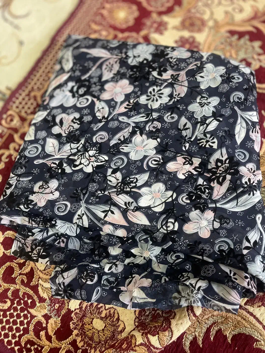 چادر رنگی گل مخملی مجلسی|لباس|اهواز, فاز ۲ پادادشهر|دیوار