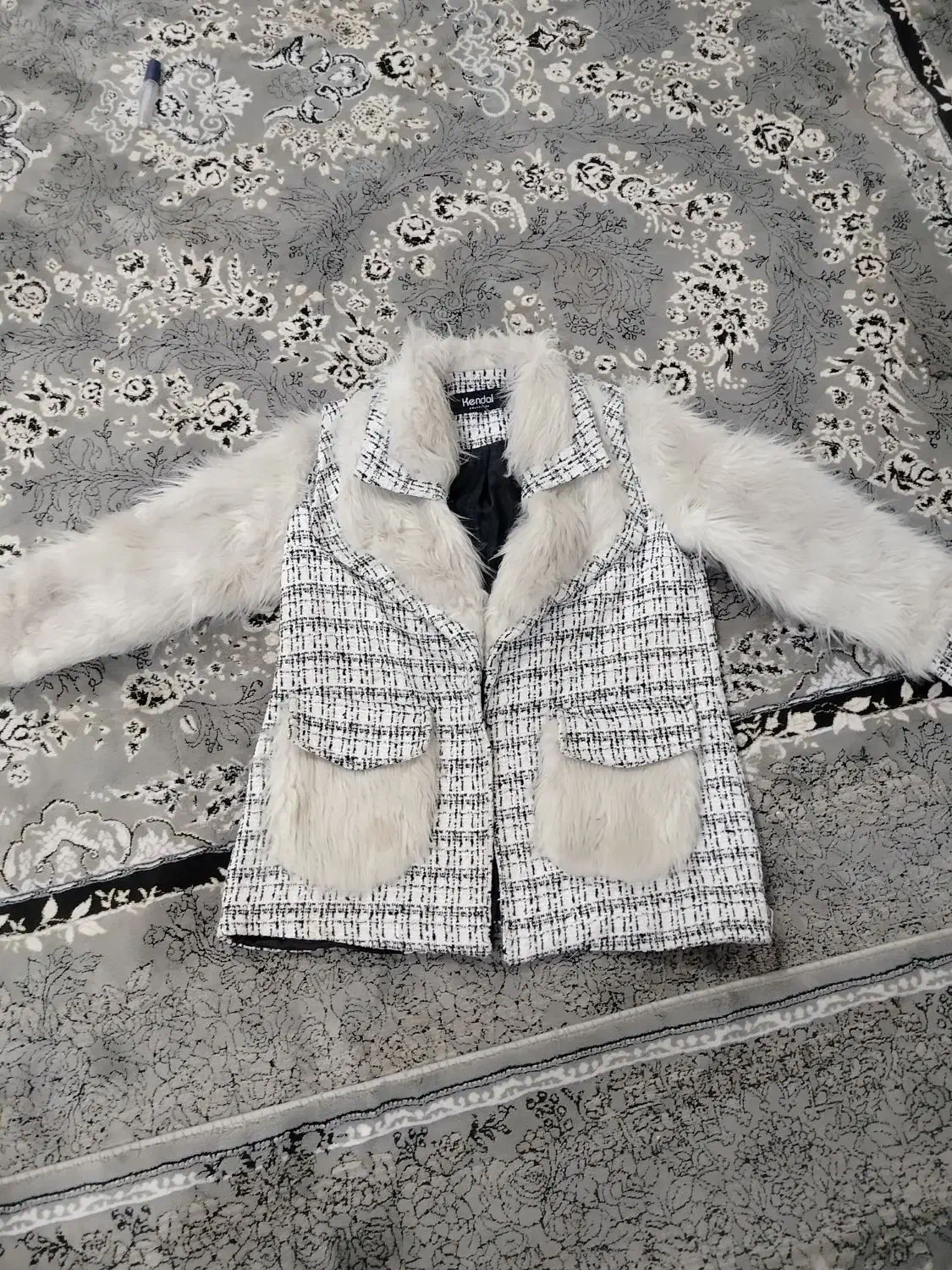 چند عدد پالتو درحدنو که همه رو یکی دوبار پوشیدم|لباس|صباشهر, |دیوار