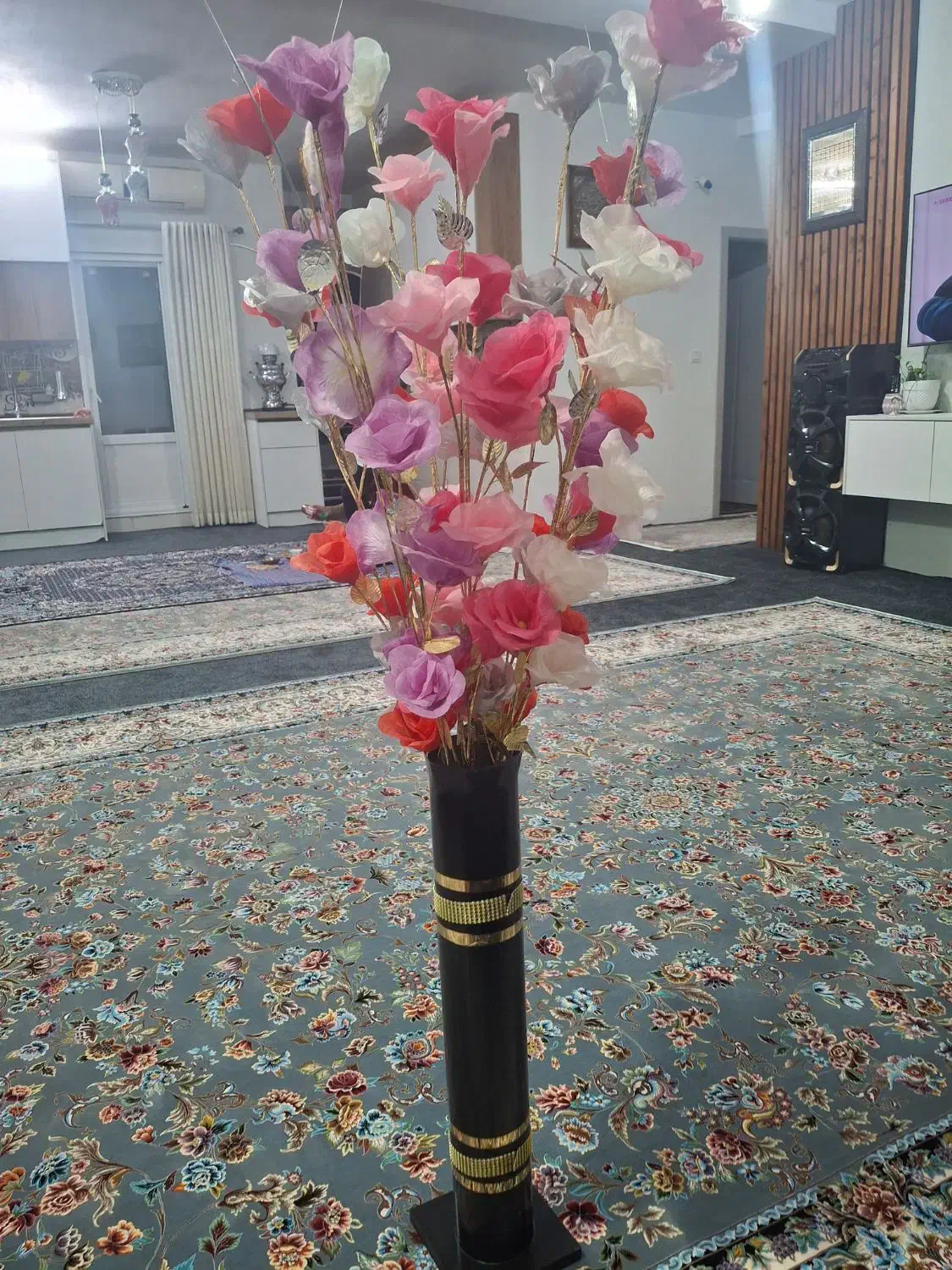 گل وگلدان  باهم 600 تومن|گل مصنوعی|گرگان, |دیوار