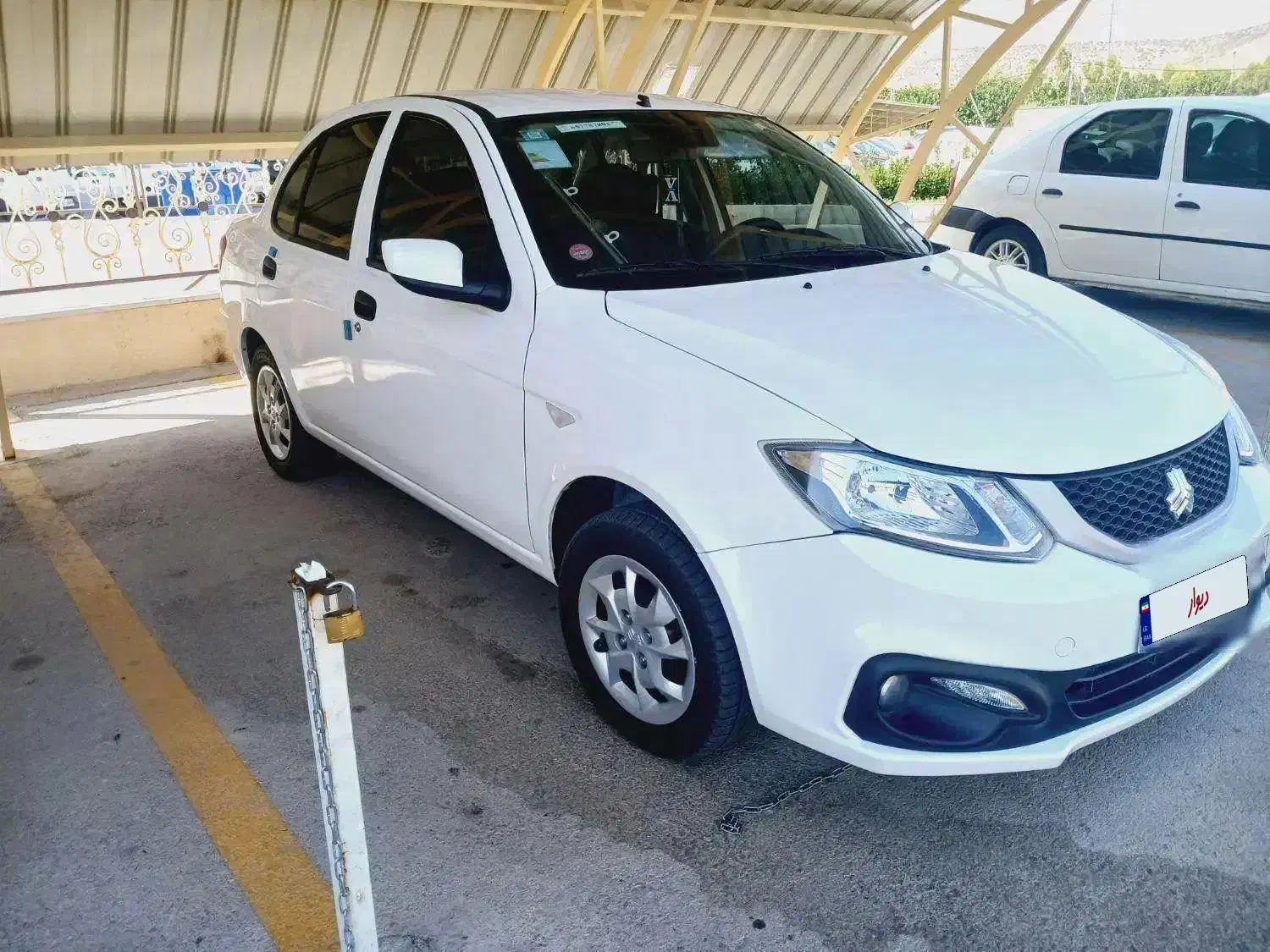 ساینا اس ۱۴۰۴|خودرو سواری و وانت|شیراز, شیخ روزبهان|دیوار