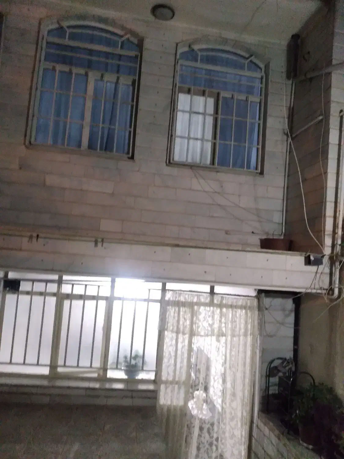 ملک ویلای دو واحد|فروش خانه و ویلا|هشتگرد, شهرک راه آهن|دیوار