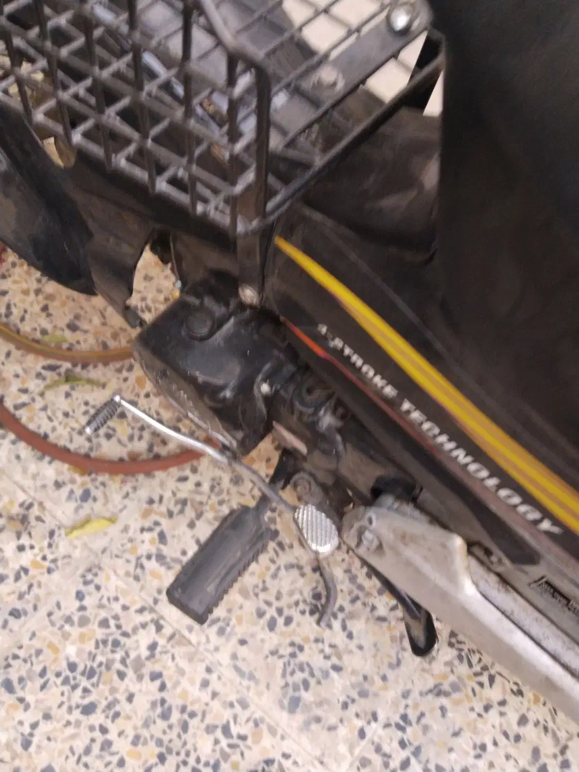 موتور ویو مدل ۸۸|موتورسیکلت|شیراز, عادل آباد|دیوار