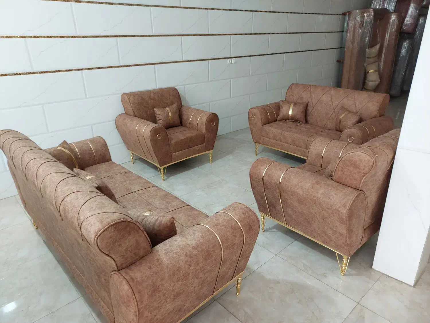 مبل اسکارلت|مبلمان خانگی و میز عسلی|رباط‌کریم, رباط‌کریم|دیوار