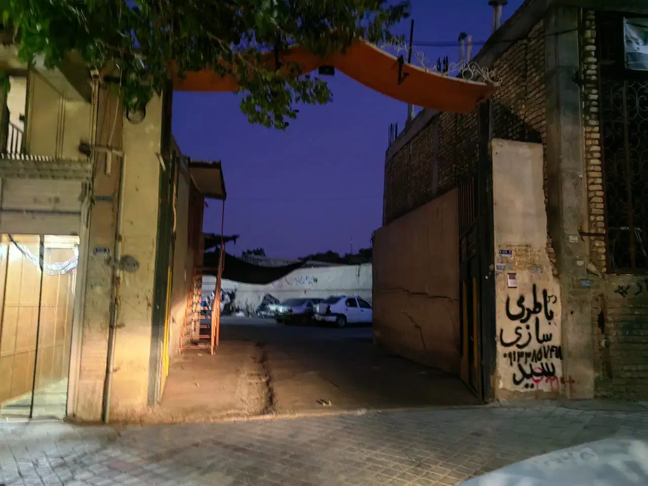 تعمیرگاه جهت اجاره برای خدمات فنی در باغ ابریشم|اجارهٔ مغازه و غرفه|پیر بکران, |دیوار