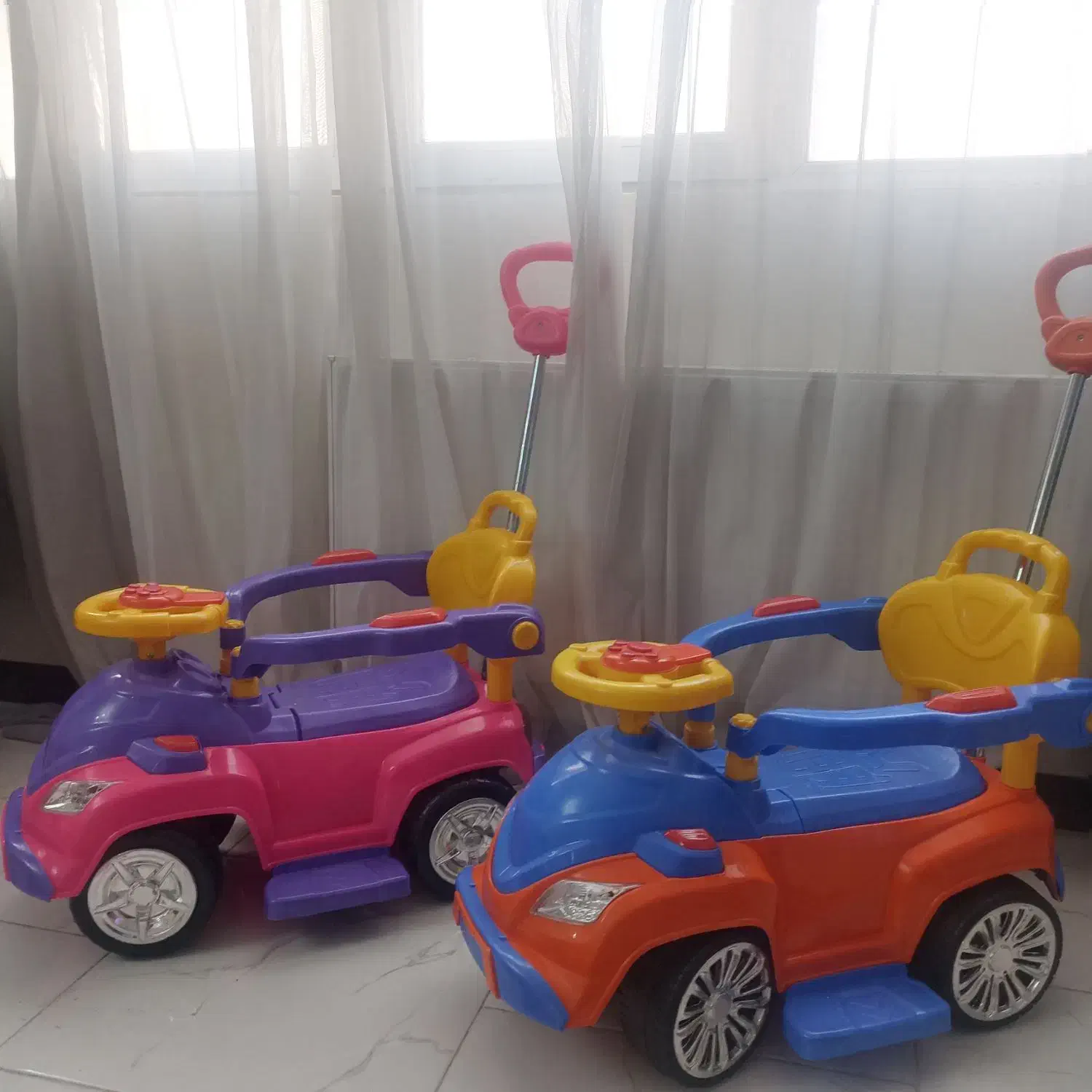 ماشین موزیکال صندلی ماشین کریر برای دوقلوها|اسباب و اثاث بچه|پردیس, فاز ۸|دیوار