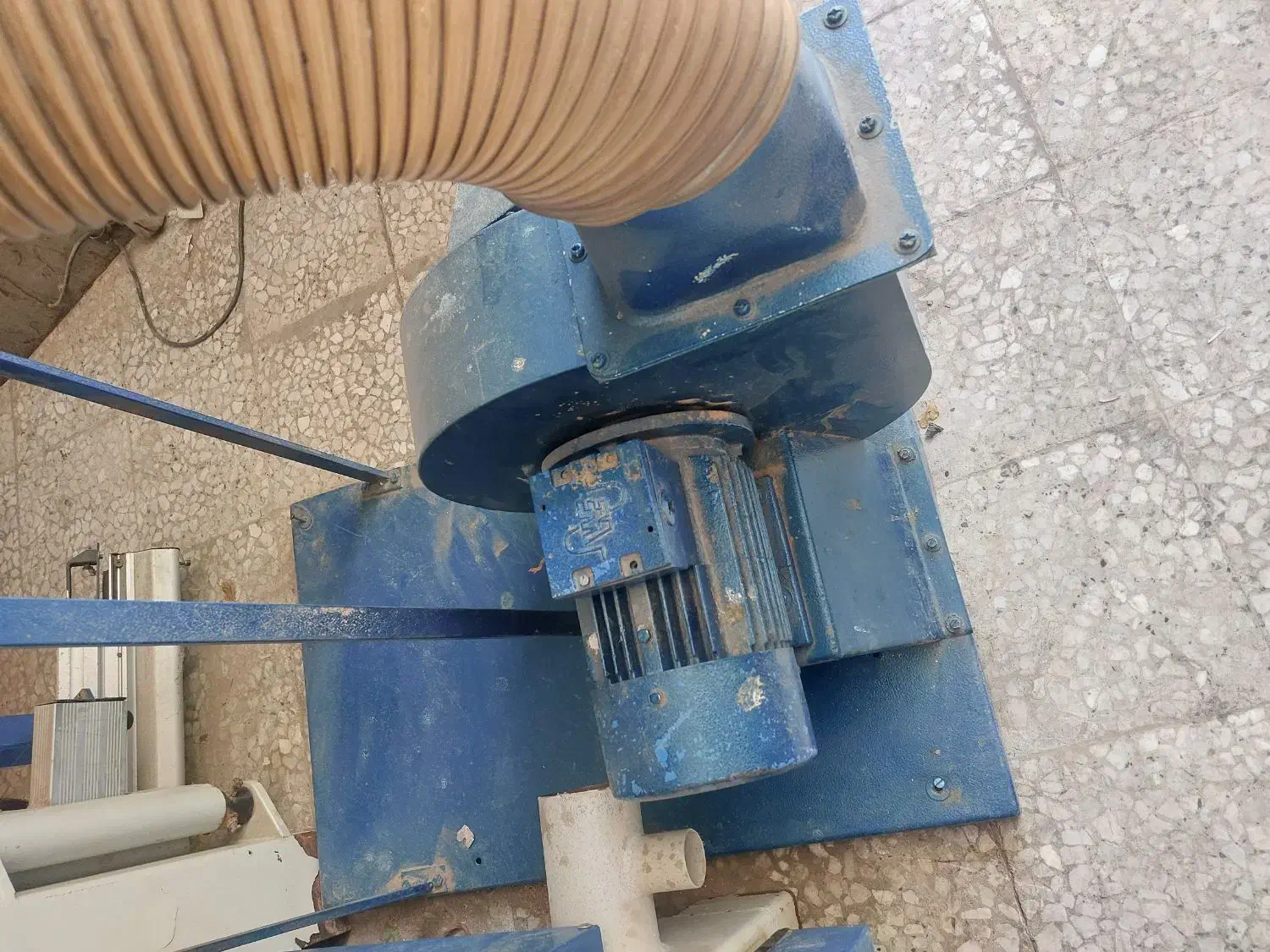 مکنده تک قلو|ابزارآلات|اصفهان, ارداجی|دیوار