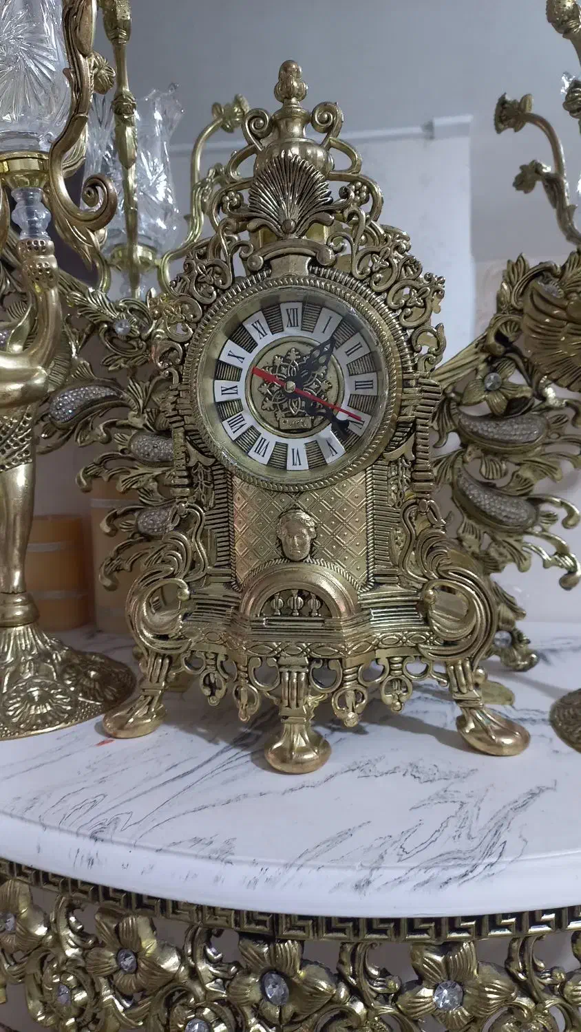 اینه و شمعدان|آینه|قزوین, |دیوار