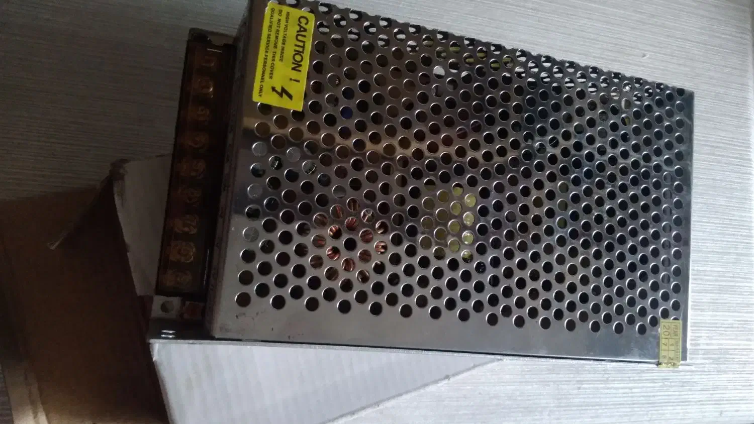 منبع تغذیه|قطعات و لوازم جانبی رایانه|رشت, معلم|دیوار