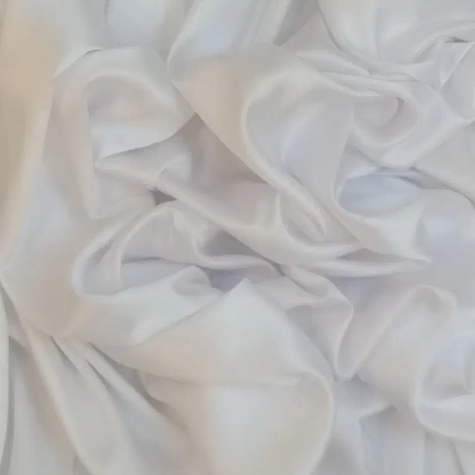 ساتن عرض ۳ رنگهای یلدایی بازار تهران|پرده، رانر، رومیزی|تهران, بازار|دیوار