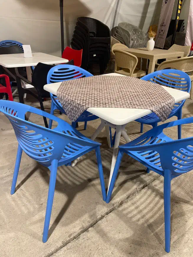 میز و صندلی پلاستیکی|میز و صندلی غذاخوری|بندر انزلی, گیلار|دیوار