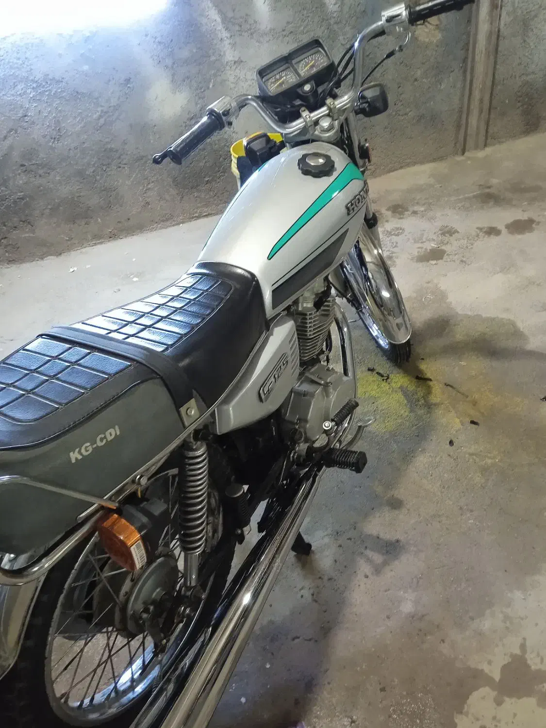 موتور ۱۲۵ سی دی آر|موتورسیکلت|ارومیه, |دیوار