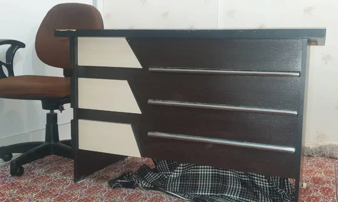 میز تحریر|میز تحریر و کامپیوتر|مشهد, هنرستان|دیوار