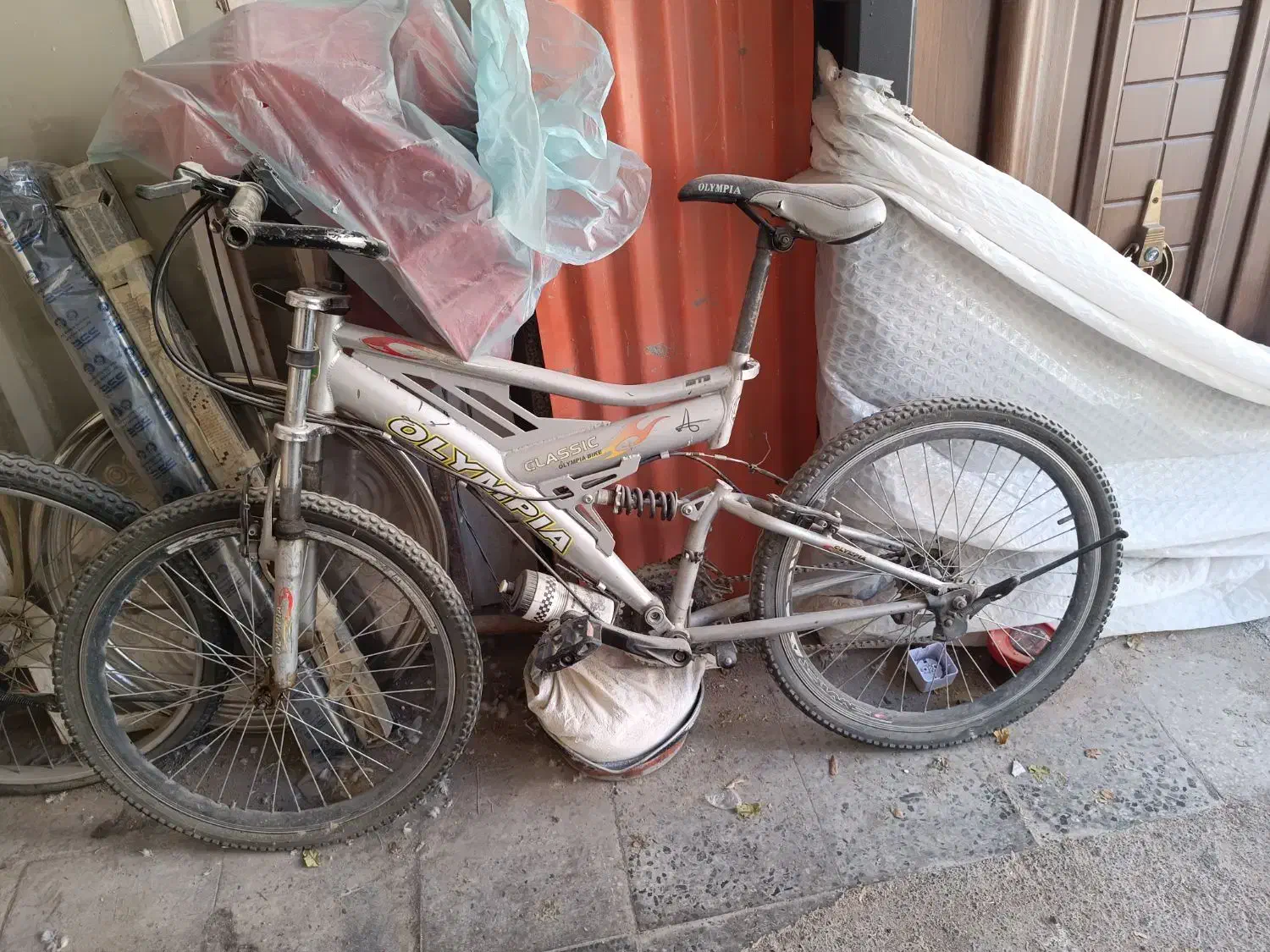 دوچرخه ۲۴ دنده ای المپیا و ۲۶ دماوند در حد نو|دوچرخه، اسکیت، اسکوتر|بیرجند, |دیوار