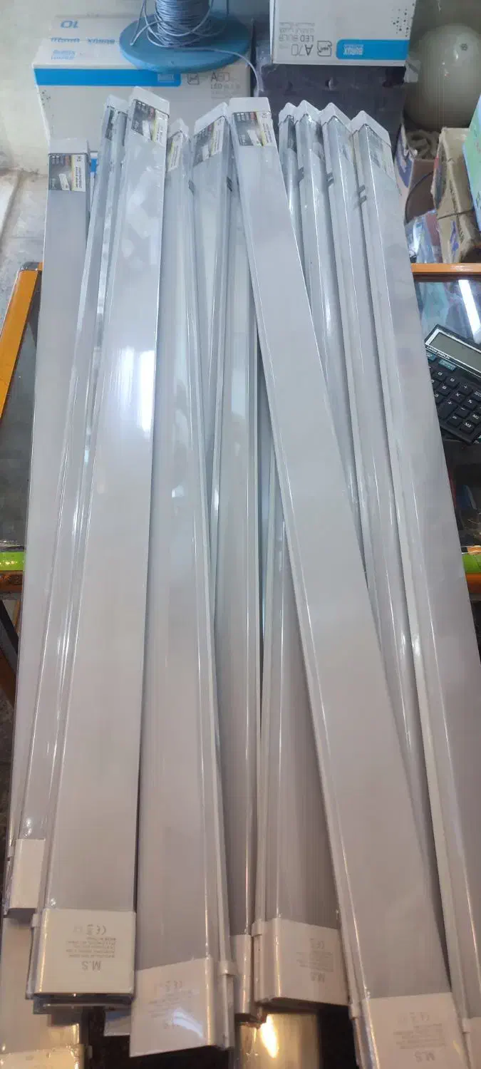 براکت مهتابی ال ای دی 120 سانت 90 وات|لامپ و چراغ|کرج, حصارک بالا|دیوار