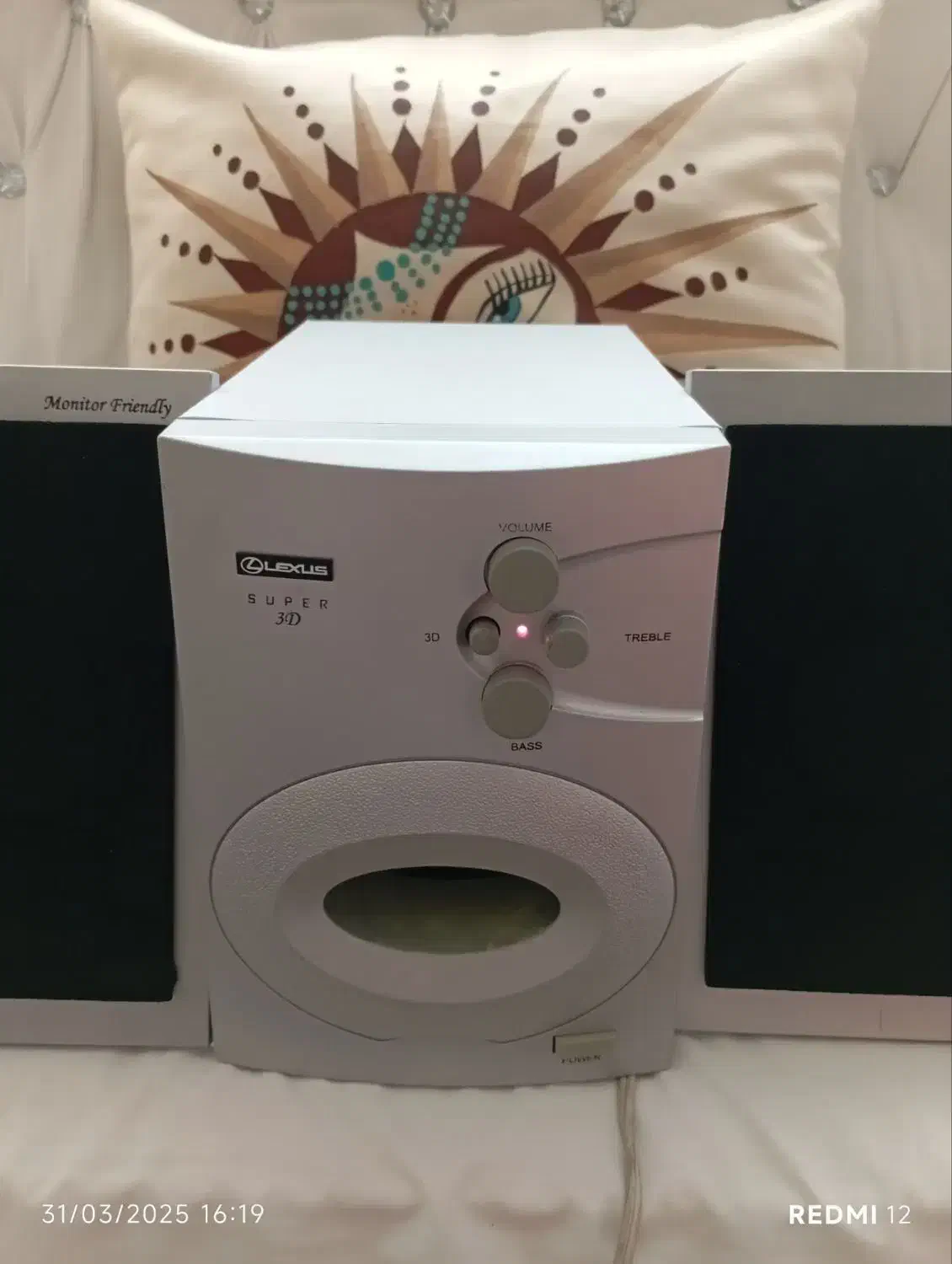 اسپیکر لکسوس|صوتی و تصویری|سهند, |دیوار