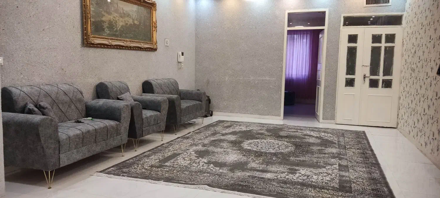 اجاره روزانه/ در محدوده بلوار معلم سیدرضی/|اجارهٔ کوتاهمدت آپارتمان و سوئیت|مشهد, سید رضی|دیوار