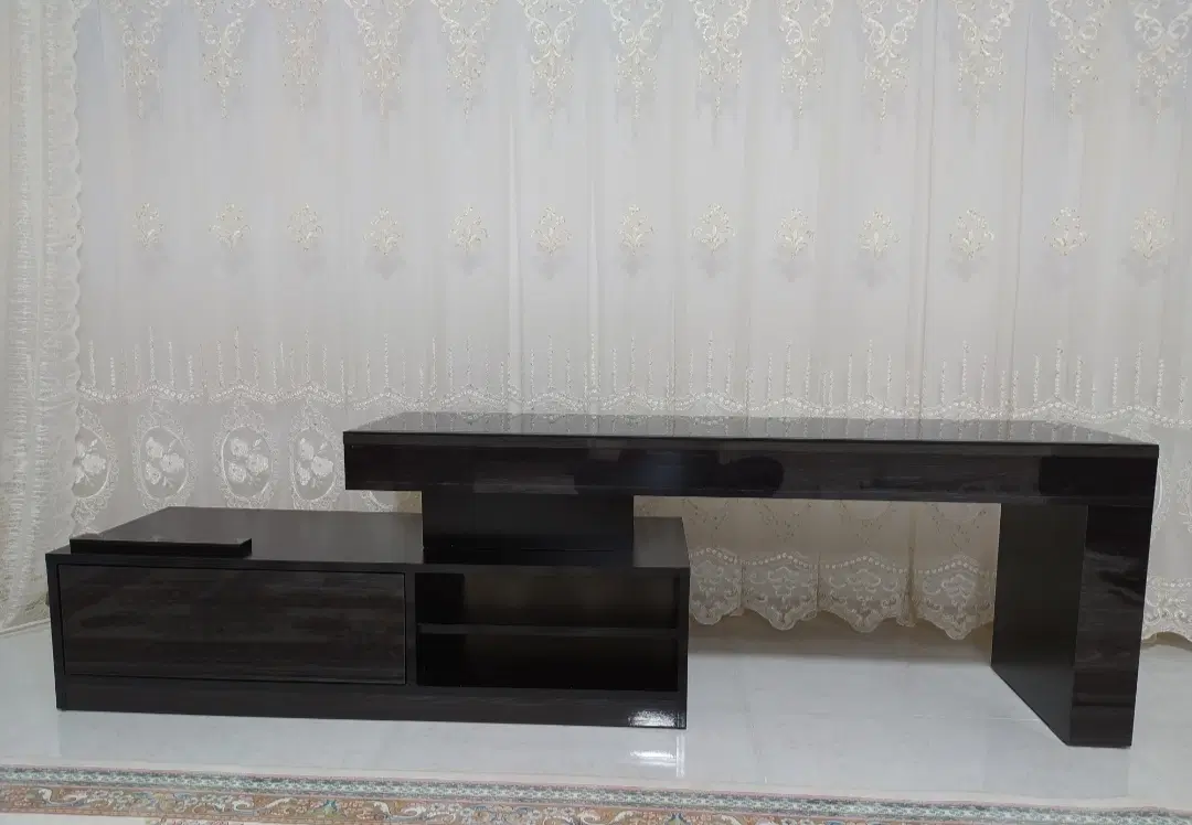 میز تی وی|میز تلویزیون|مهاباد (آذربایجان غربی), |دیوار