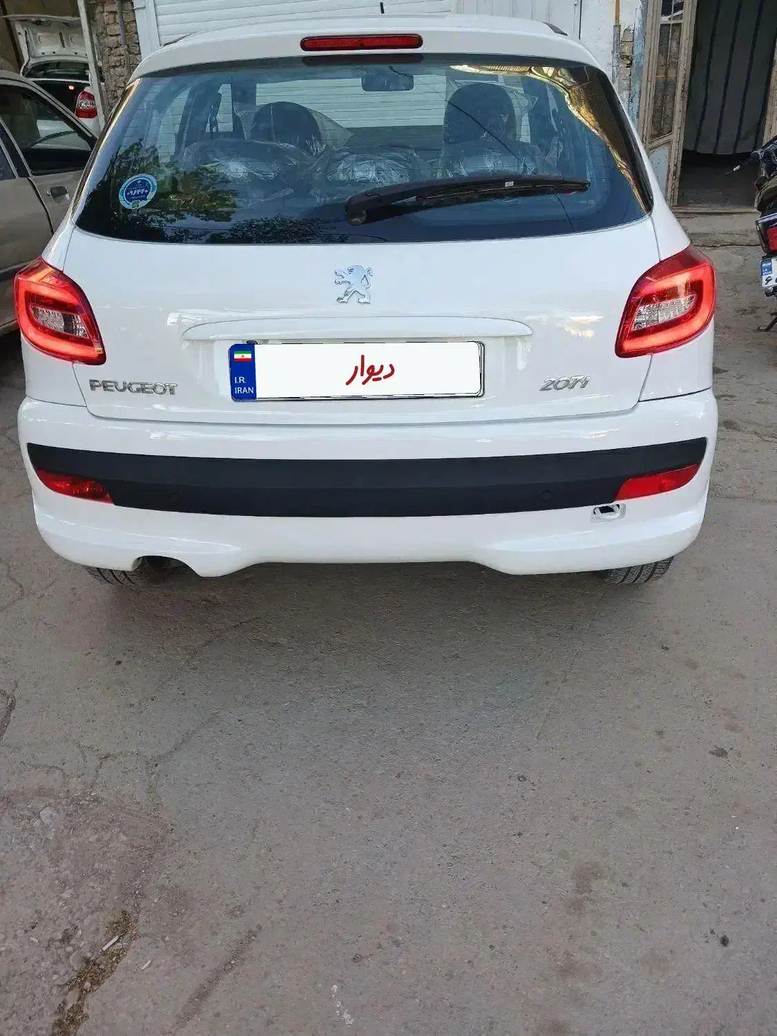 پژو 207i دنده‌ای، مدل ۱۴۰۲|خودرو سواری و وانت|سمیرم, |دیوار