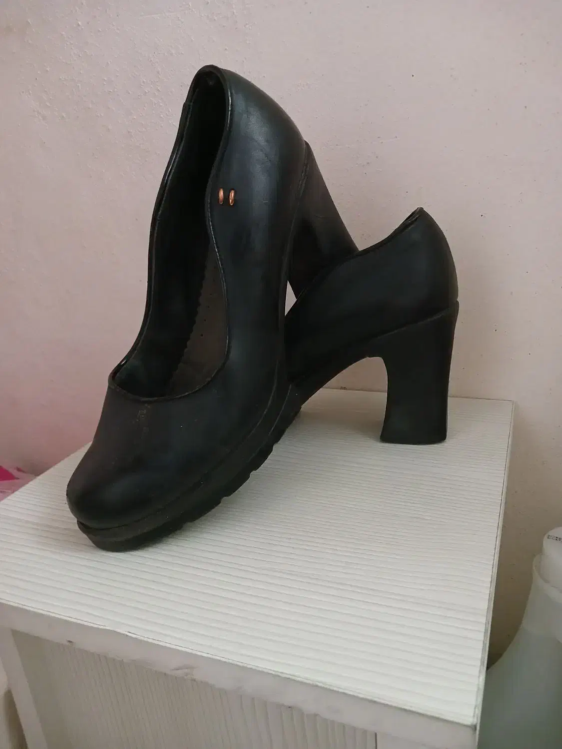 کفش وچکمه|کیف، کفش، کمربند|بیرجند, |دیوار