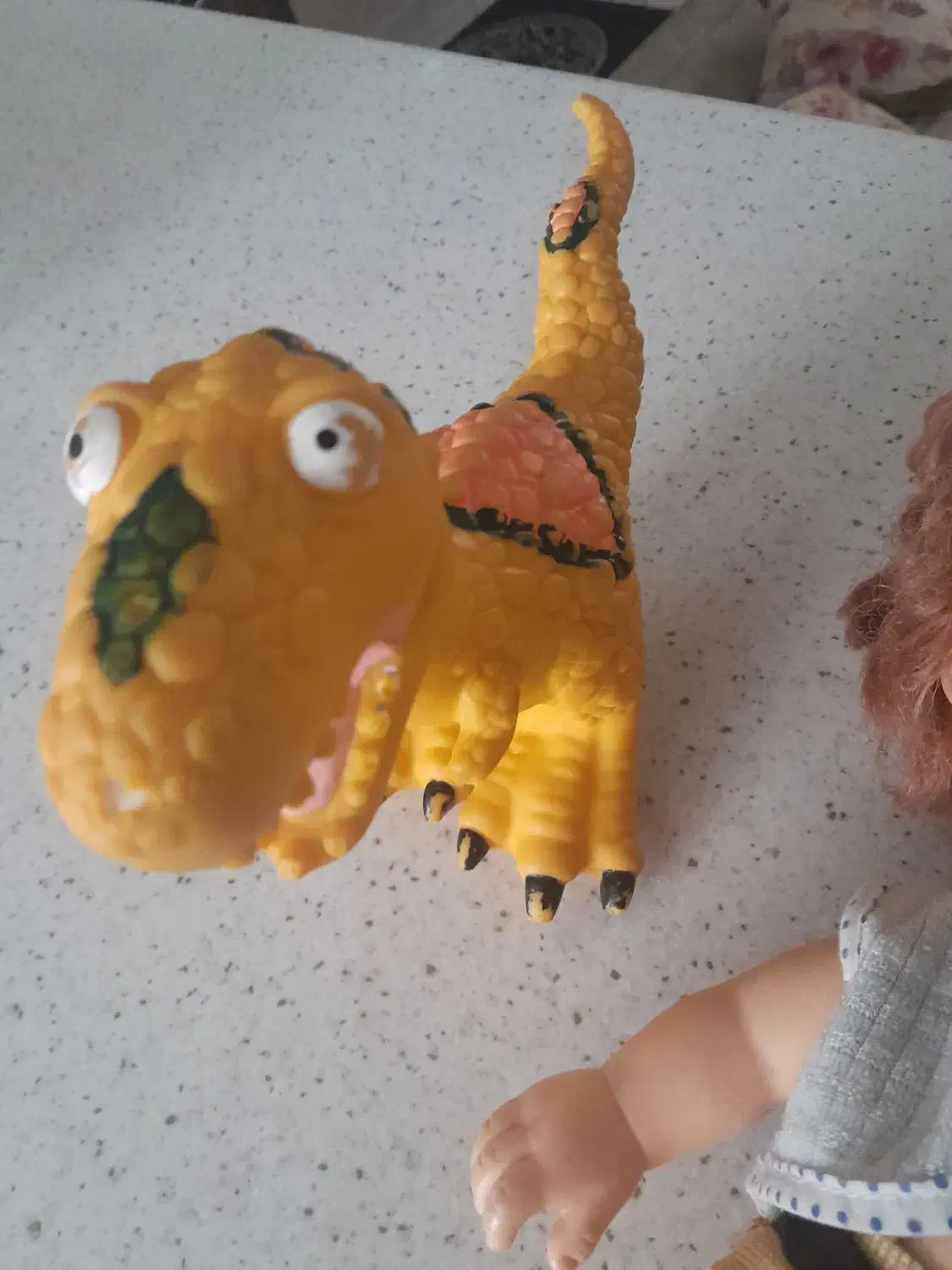 عروسک خارجی|اسباب‌بازی بچه|تهران, افسریه جنوبی|دیوار