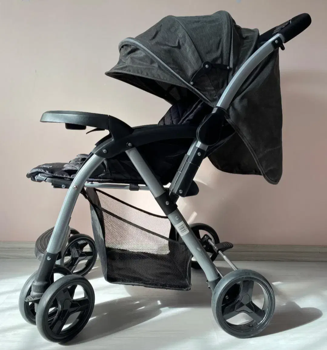 کالسکه خارجی برند jeep|کالسکه و لوازم جانبی|آزادشهر, |دیوار