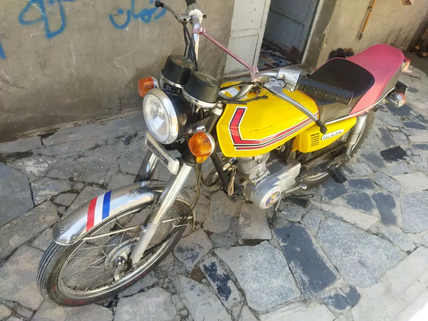 موتور هوندا 125|موتورسیکلت|بروجرد, |دیوار