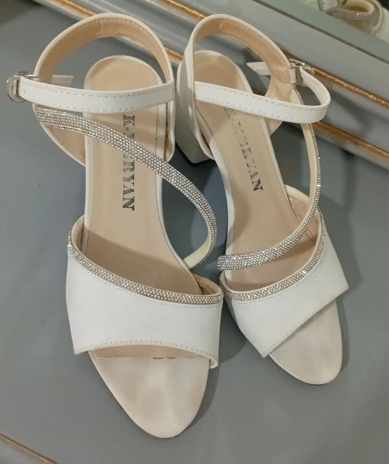 کفش مجلسی|کیف، کفش، کمربند|تربت جام, معدآباد|دیوار