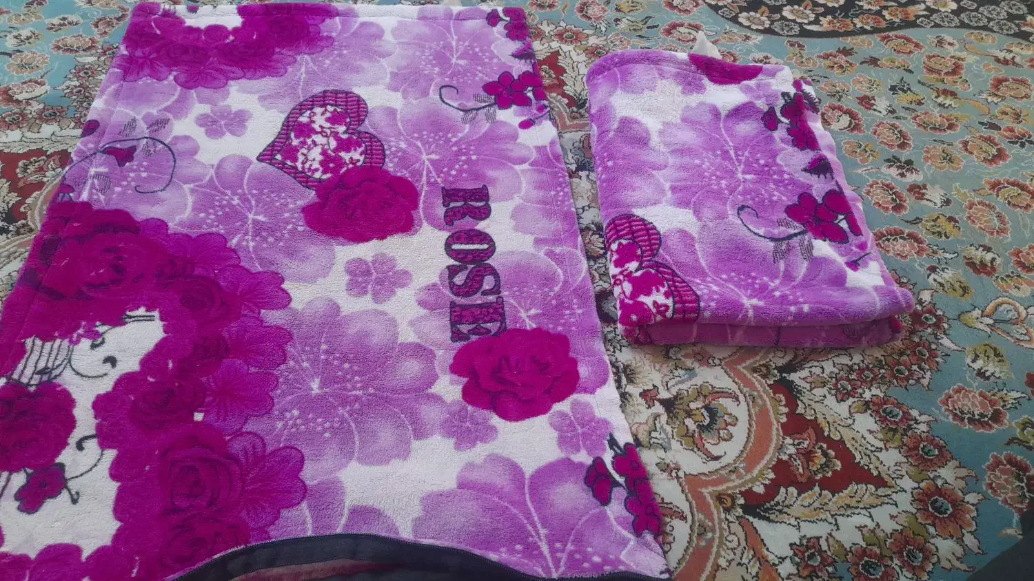 رومیزی و روبالشتی|رختخواب، بالش، پتو|ملایر, |دیوار