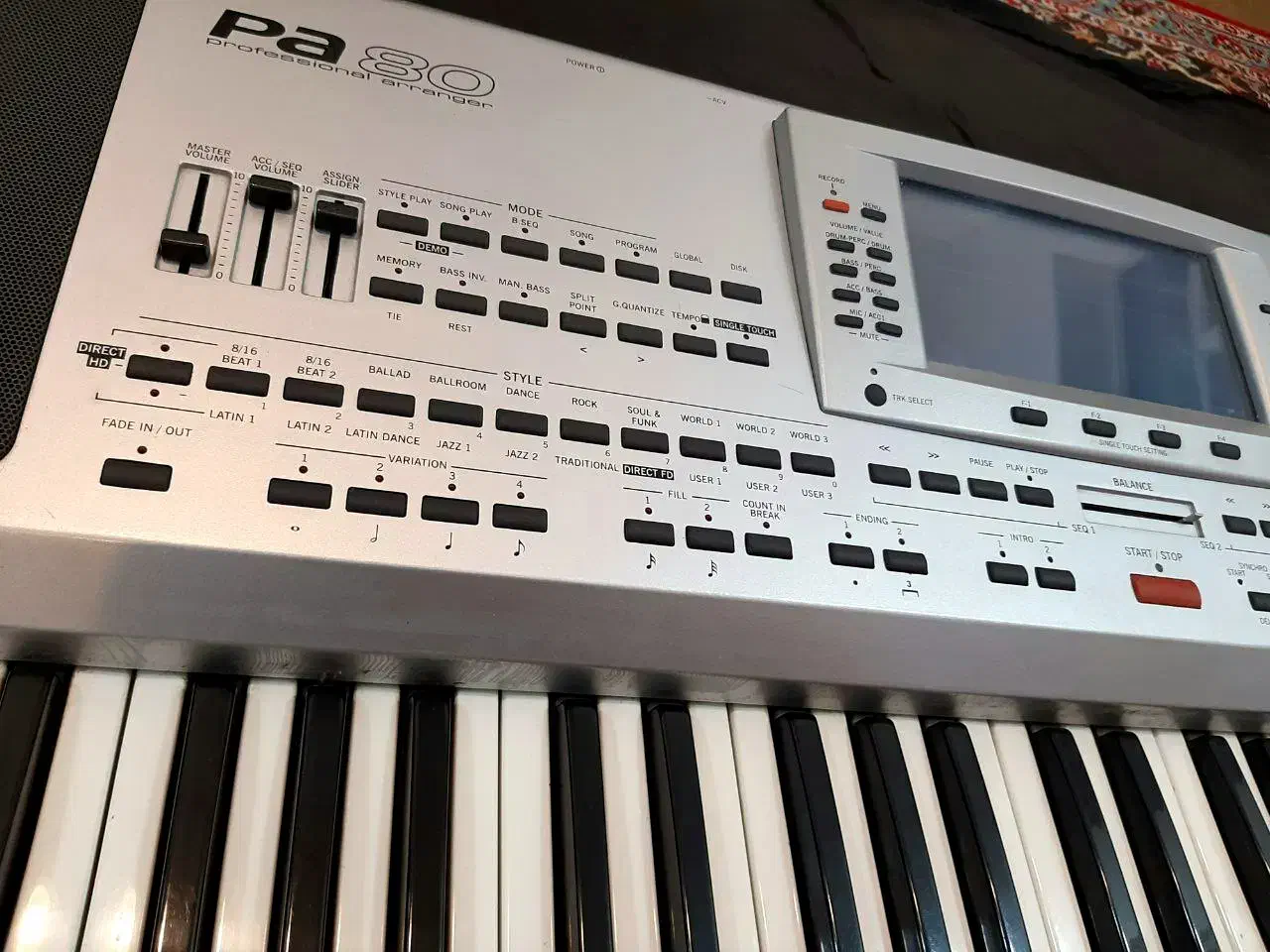 کیبورد KORG PA80 در حد و تمیز|پیانو، کیبورد، آکاردئون|بهبهان, |دیوار