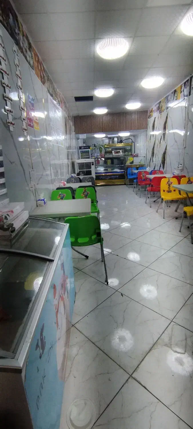 واگذاری 100متر مغازه شیرینی و بستنی|اجارهٔ مغازه و غرفه|قدس, شهرقدس|دیوار