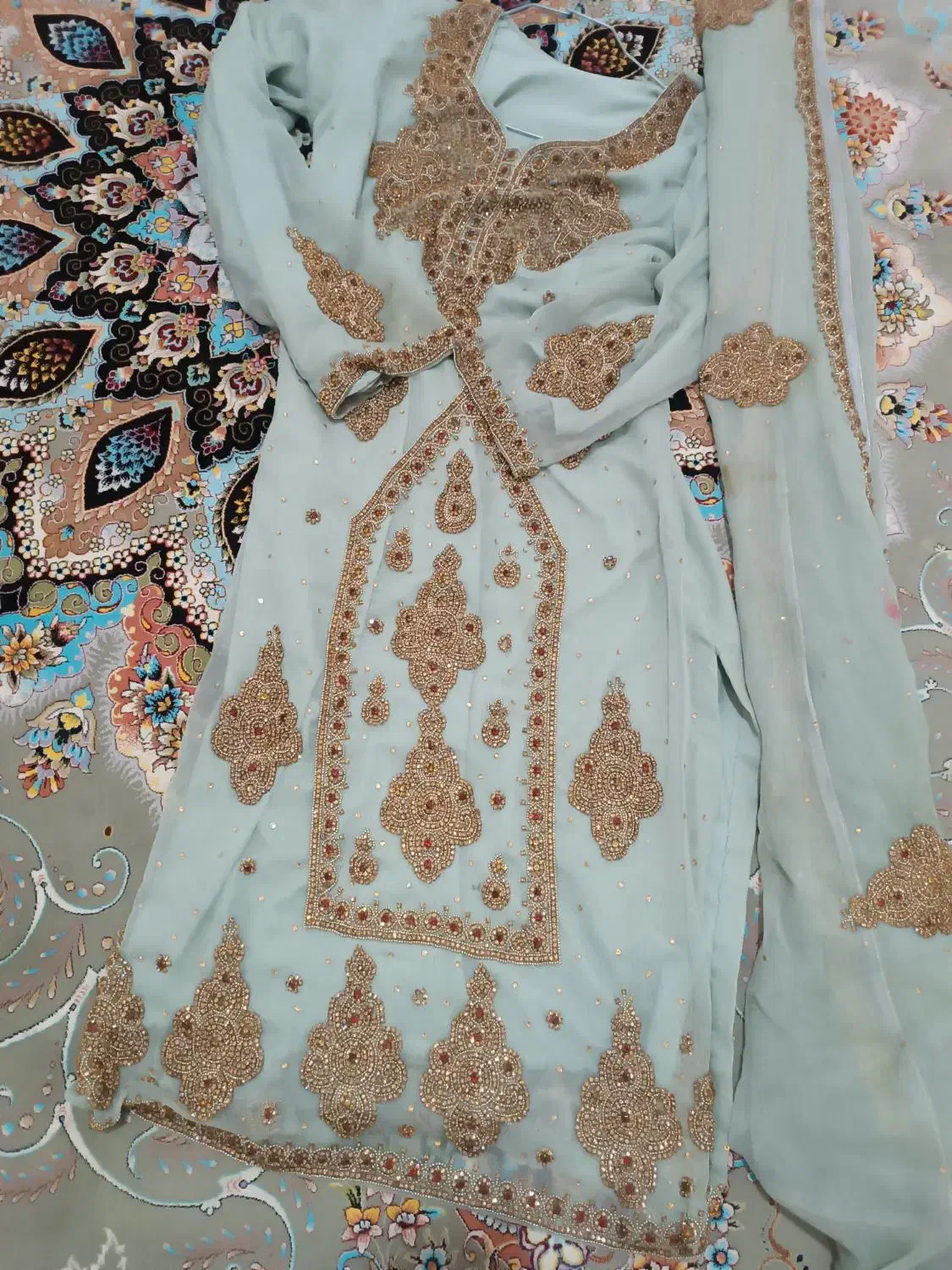 لباس بنارسی|لباس|زاهدان, |دیوار