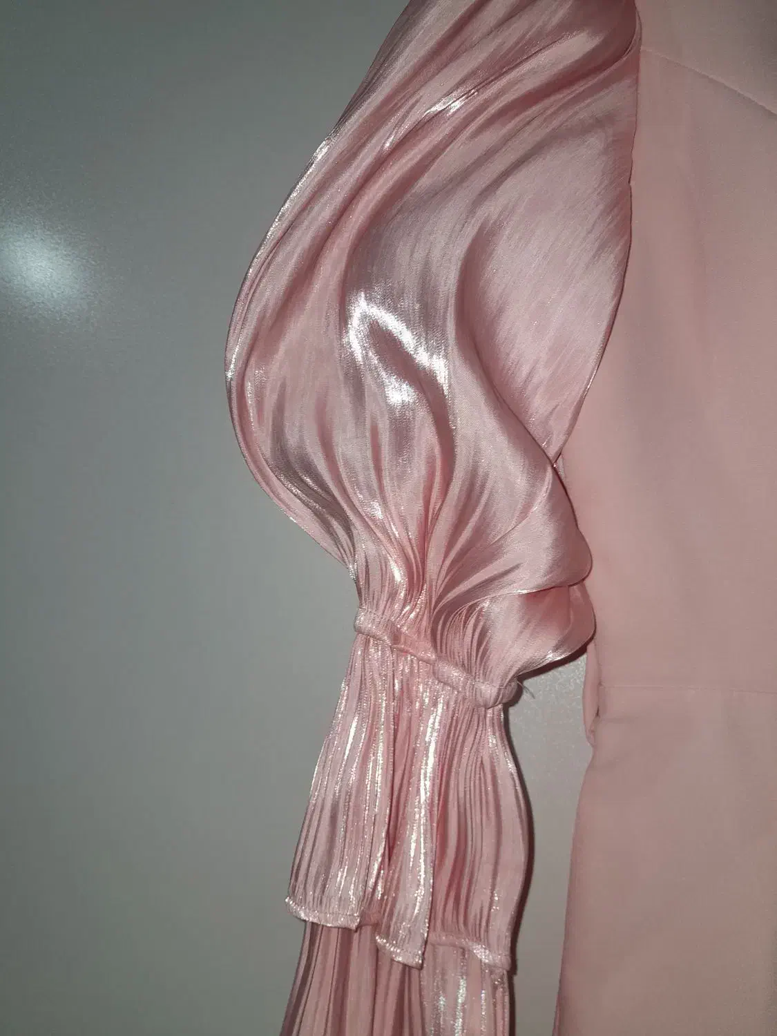 شلوار و لباس|لباس|خوی, |دیوار