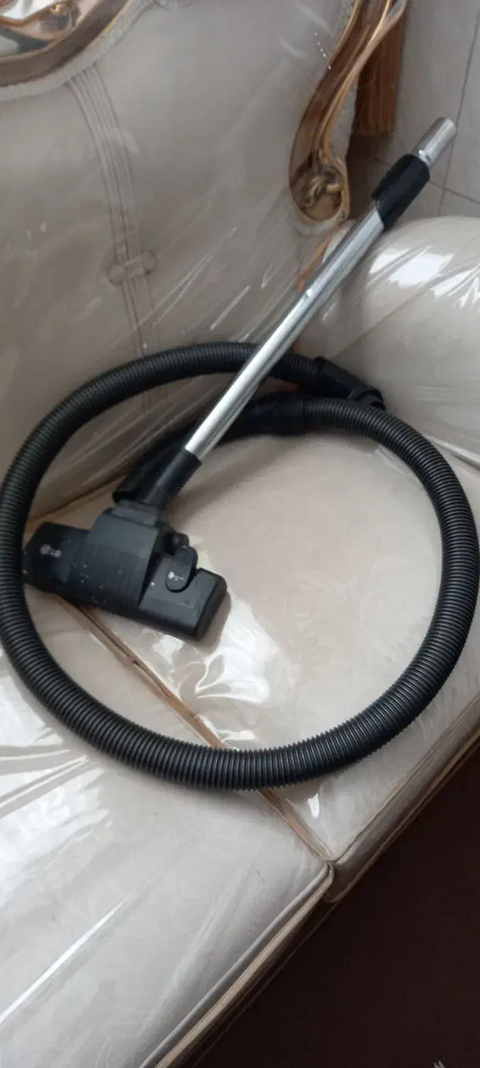 لوله خرطومی ودسته جارو برقی الجی|جاروبرقی، جارو شارژی، بخارشو|تهران, شکوفه (عبدل آباد)|دیوار