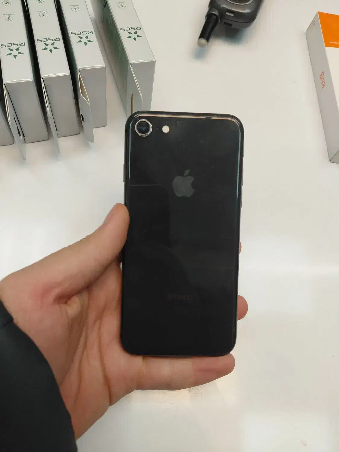 موبایل آیفون ۸ سالم|موبایل|تهران, وحیدیه|دیوار