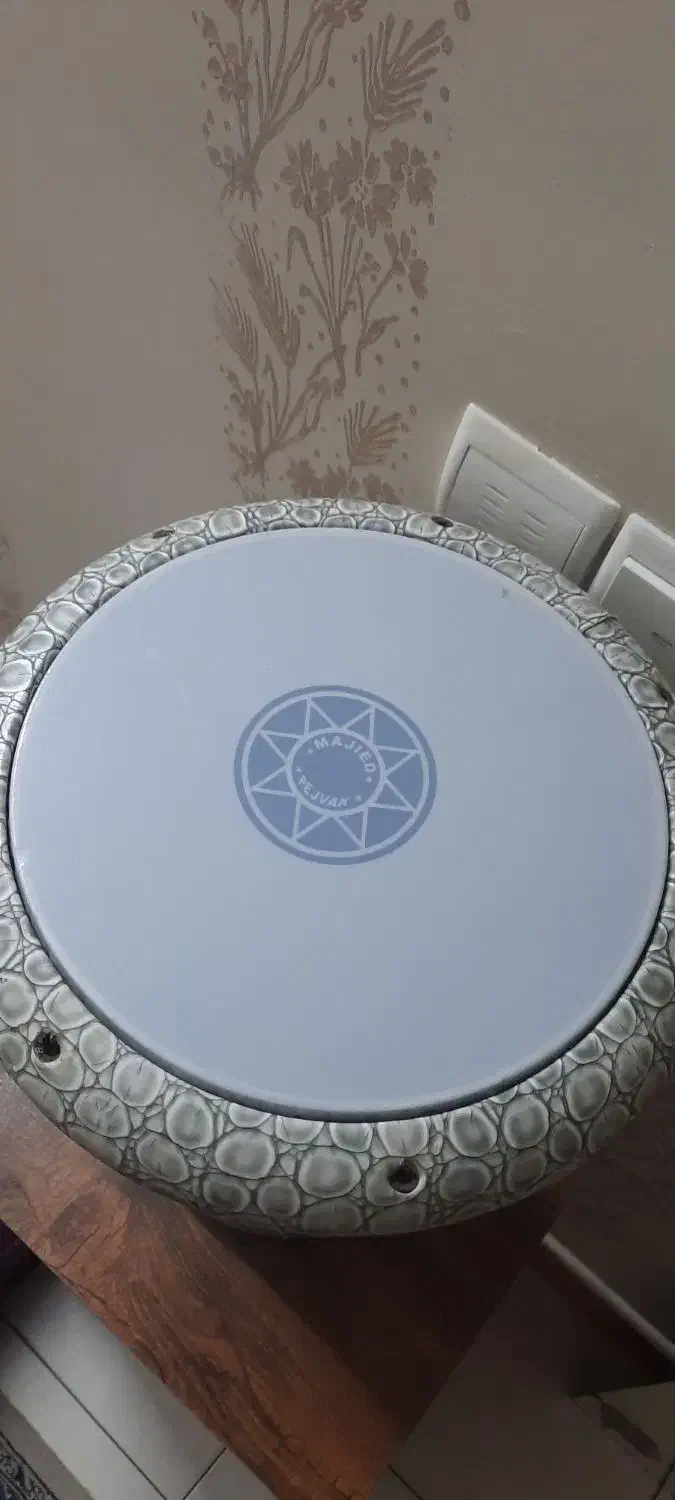 تنپو|آلات موسیقی|گرگان, |دیوار