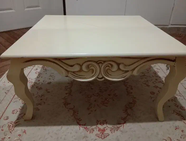 مبل سلطنتی ۷نفره کارکرد|مبلمان خانگی و میز عسلی|کرج, شهرک جهان‌نما|دیوار