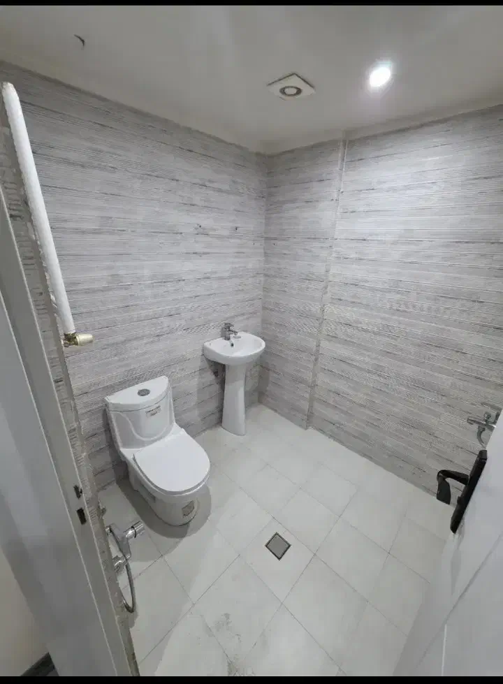 95 متر 2خواب/ فول امکانات /نوساز / خ سمیه