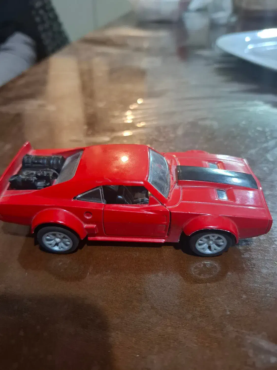 ماشین اهنی کلاسیک|اسباببازی بچه|قم, بنیاد|دیوار