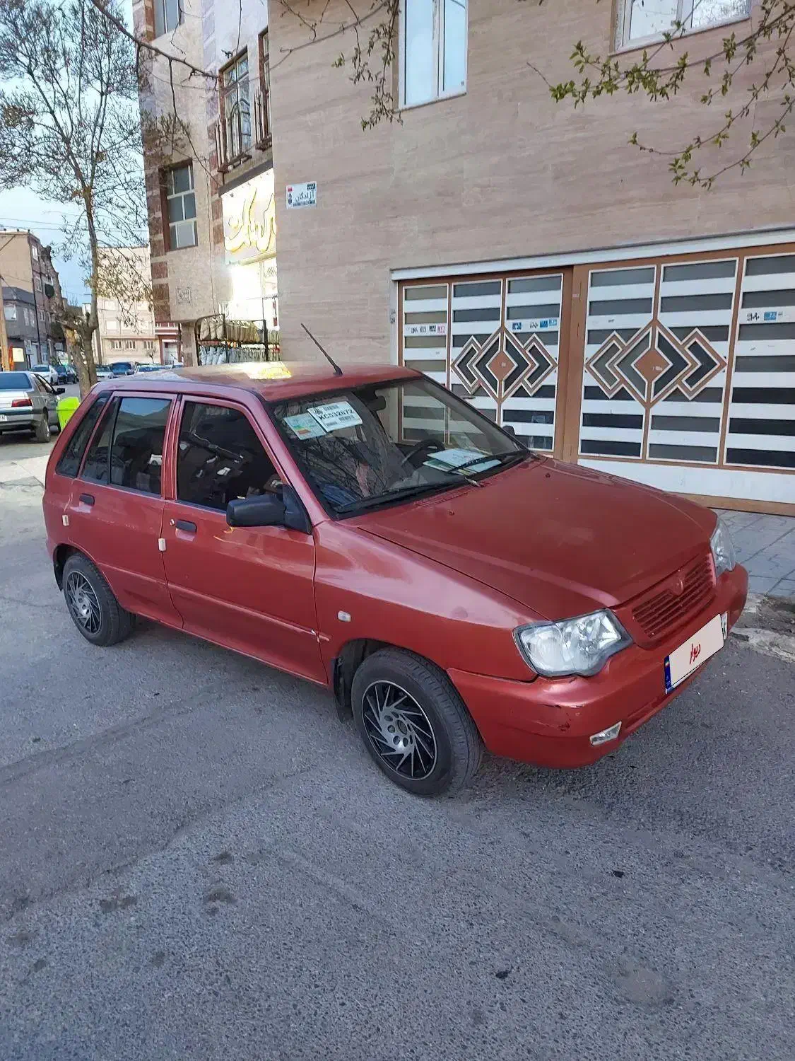 111|خودرو سواری و وانت|همدان, |دیوار