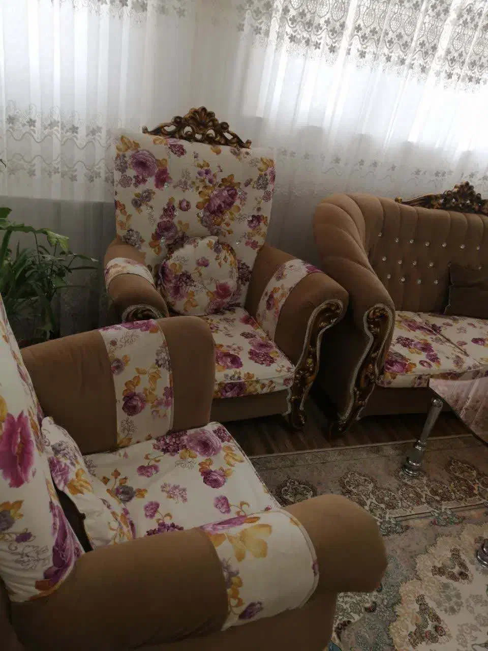 مبلمان ۸نفره با شزلون|مبلمان خانگی و میز عسلی|قم, پردیسان|دیوار