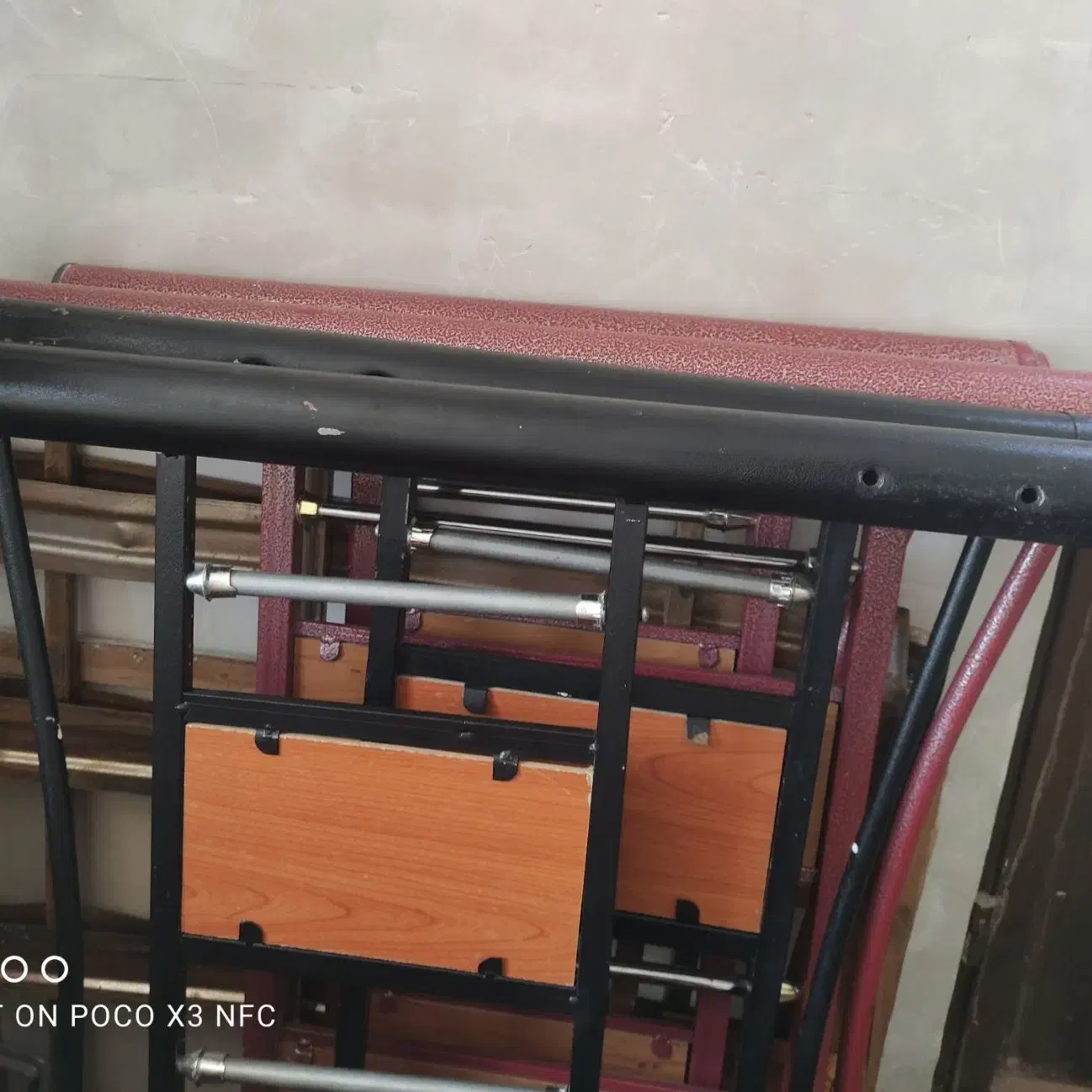 تخت فلزی|تخت و سرویس خواب|بیرجند, |دیوار