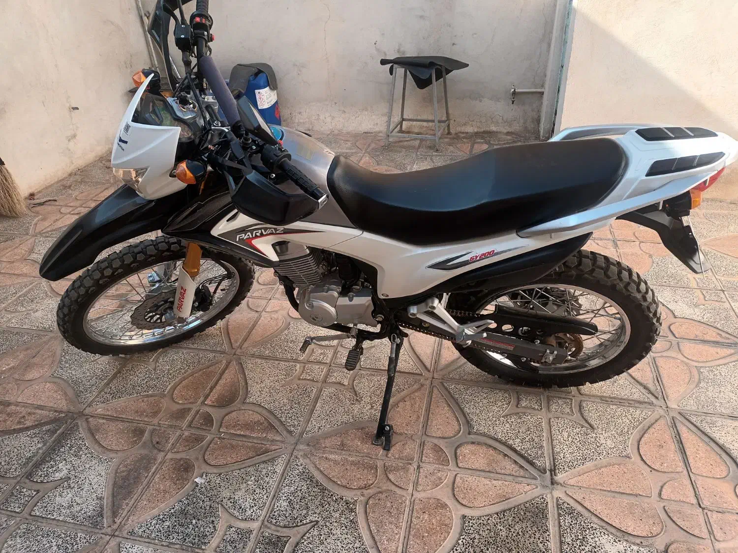 پروازتریل۲۰۰ مدل۴۰۳|موتورسیکلت|زرندیه, |دیوار