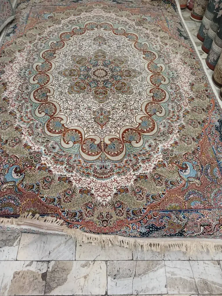 فرش درحد|فرش|قائن, |دیوار